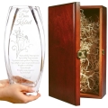 Wazon w etui szklany w etui z grawerem – wyjątkowy prezent na Dzień Kobiet