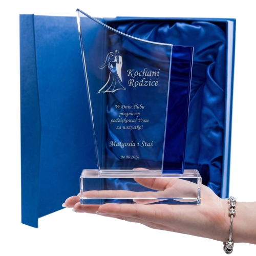 Podziękowania dla Rodziców: Statuetka Szklana z Grawerem na Ślub